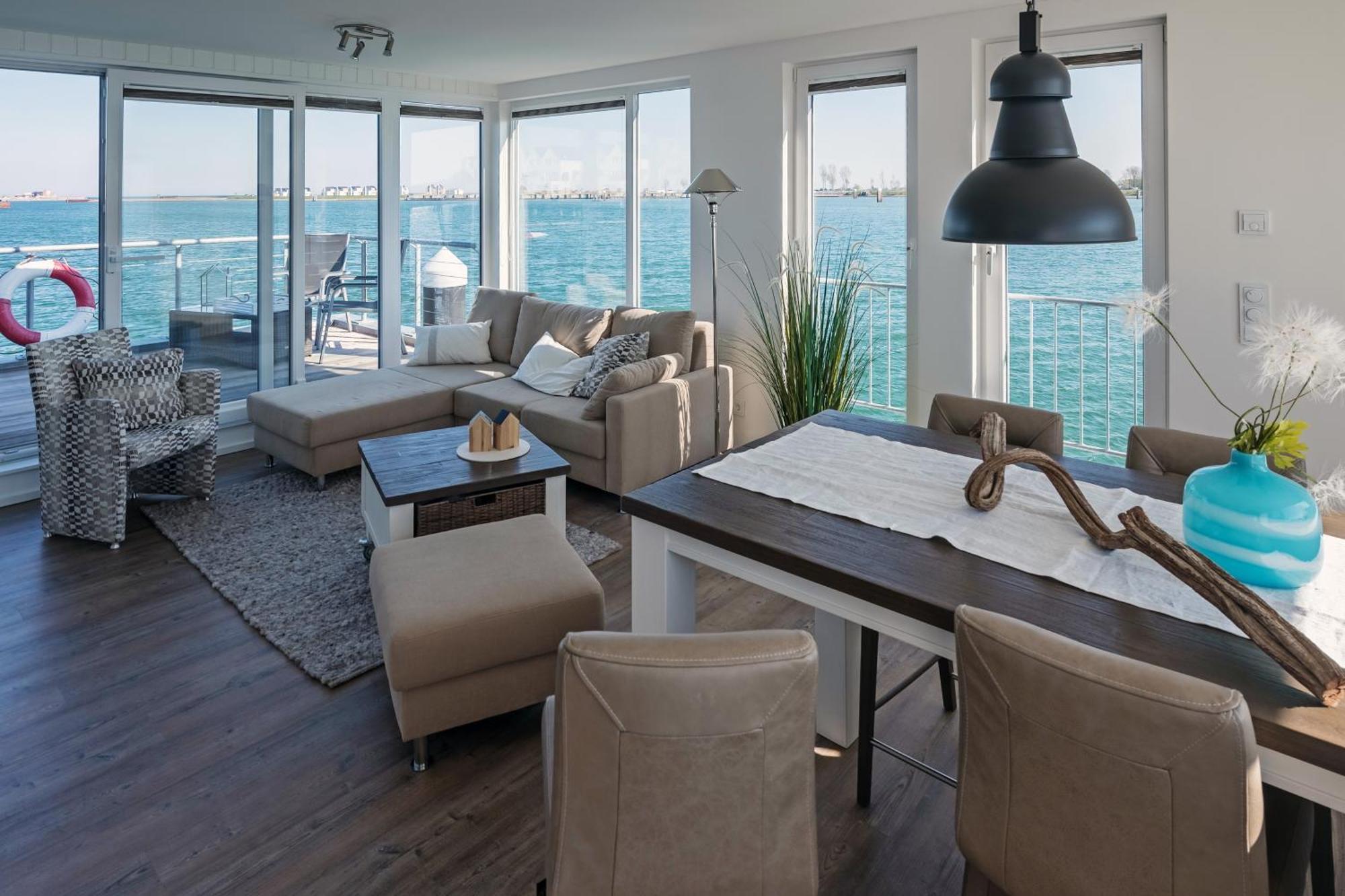 Schwimmendes Ferienhaus Antares One By Seeblick Ferien Oro, Rundum Wasser, Sauna Olpenitz Exteriér fotografie