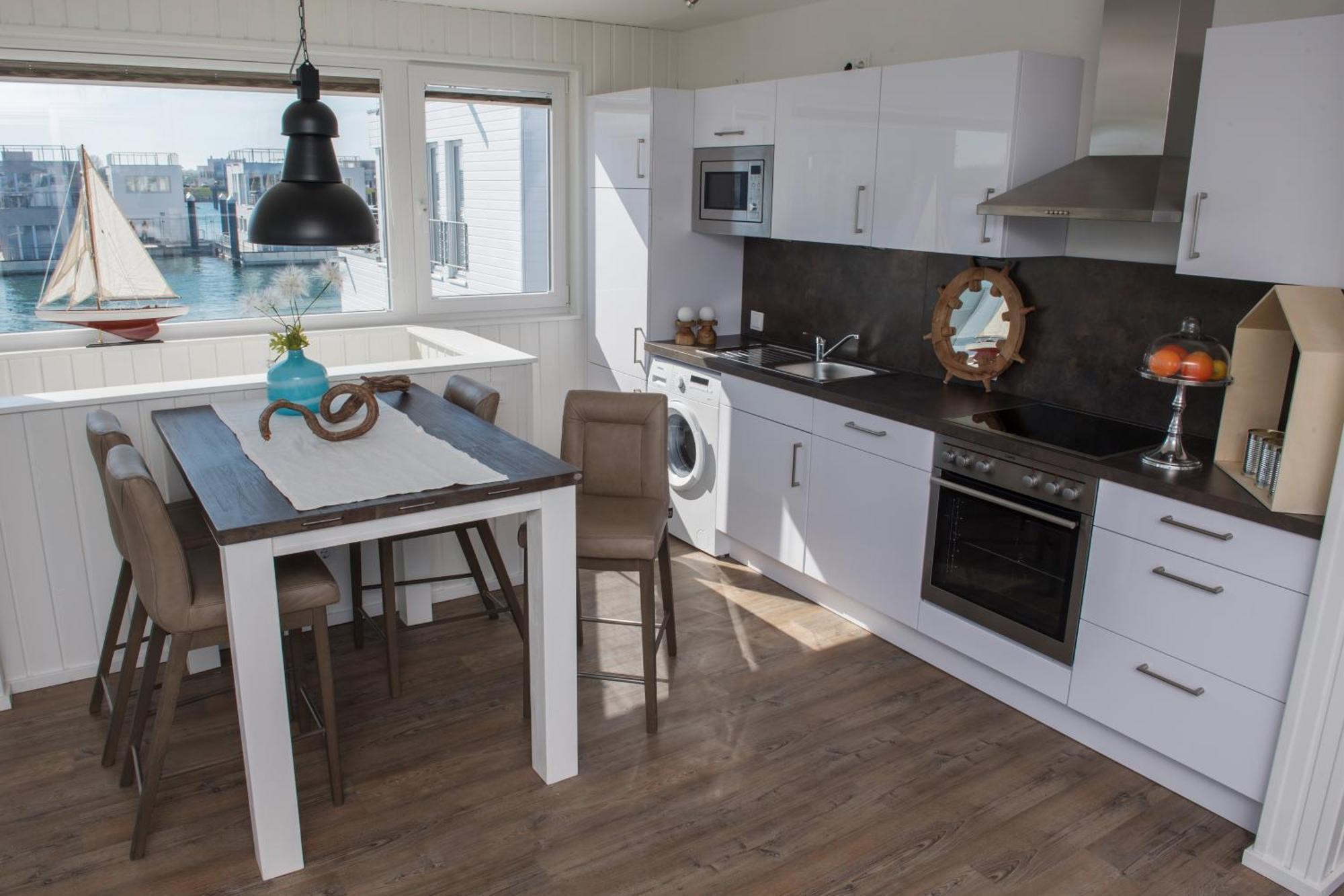 Schwimmendes Ferienhaus Antares One By Seeblick Ferien Oro, Rundum Wasser, Sauna Olpenitz Exteriér fotografie